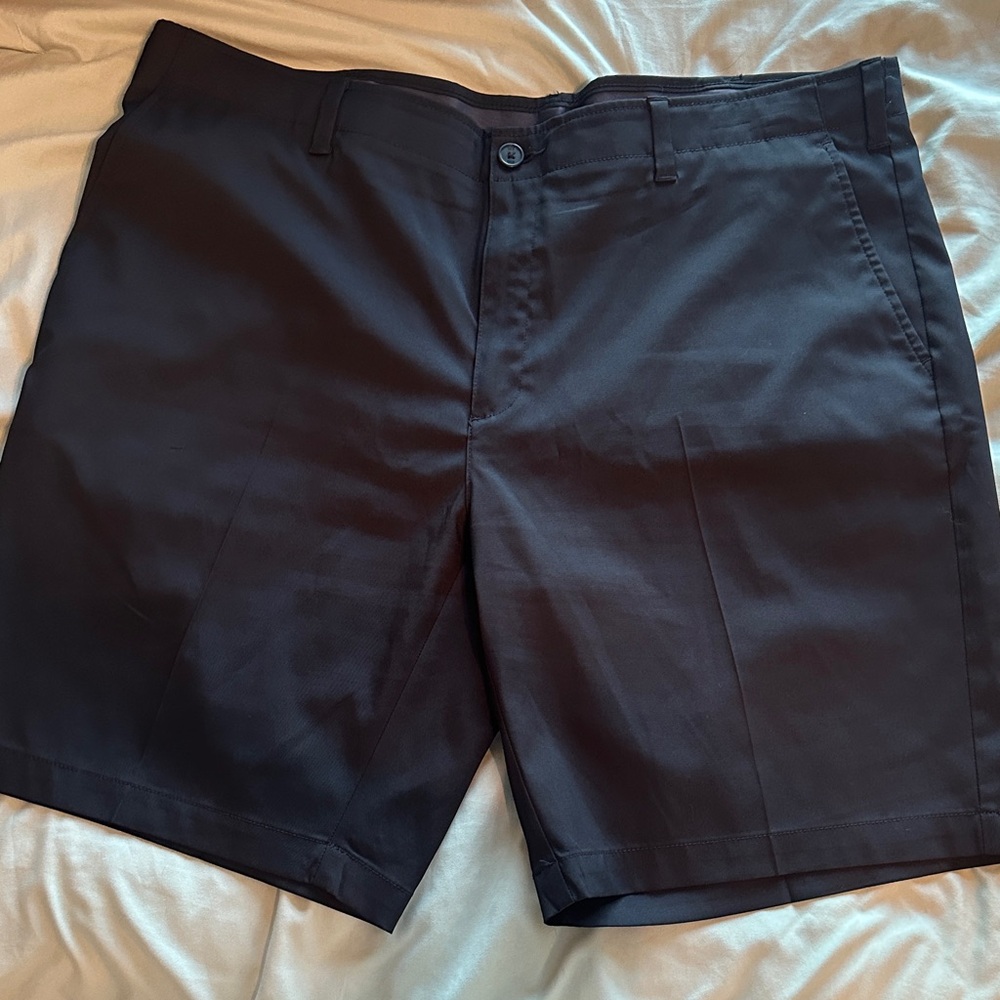 Men’s BCG black shorts NWOT quick dry